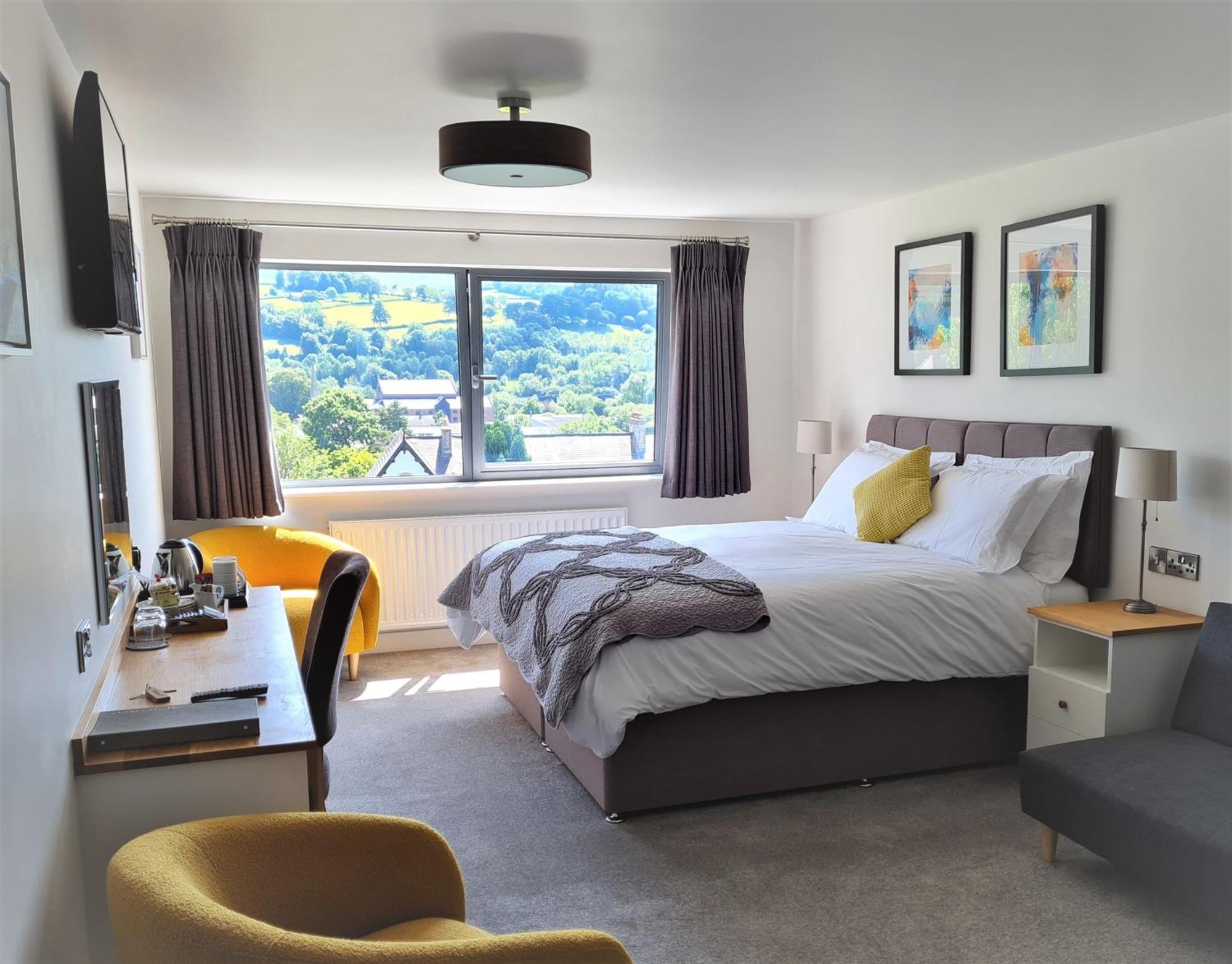 Camden Lodge B&B And Cottage เบรคอน ภายนอก รูปภาพ